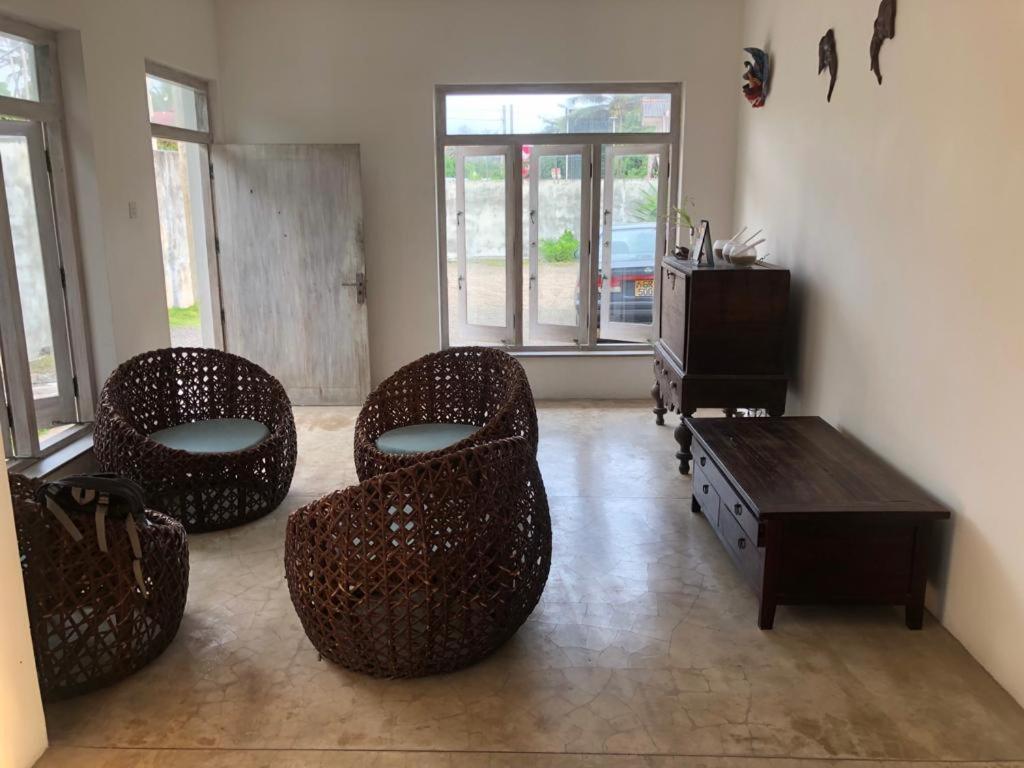 The Beach House Ambalangoda  Exterior photo